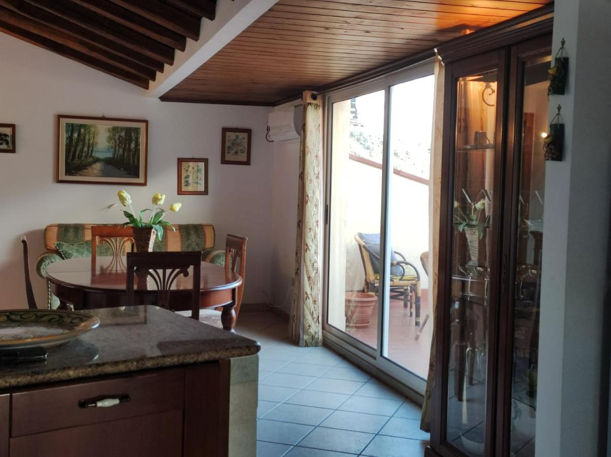 La Panoramica Apartment Gallodoro Luaran gambar