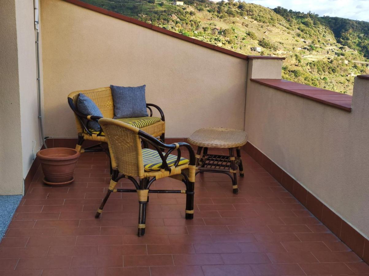 La Panoramica Apartment Gallodoro Luaran gambar